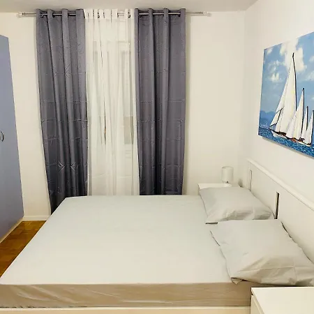 Apartman La Dolce - *